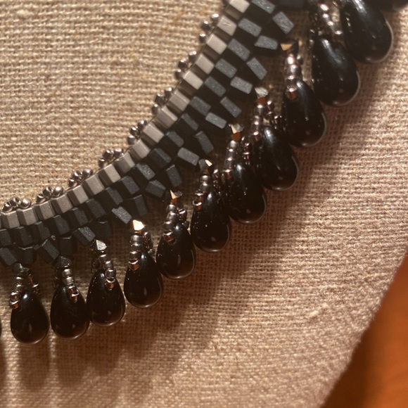 New Without Tags. Beautiful Handcrafted Beaded Necklace in Black & Silver. - Picture 2 of 5